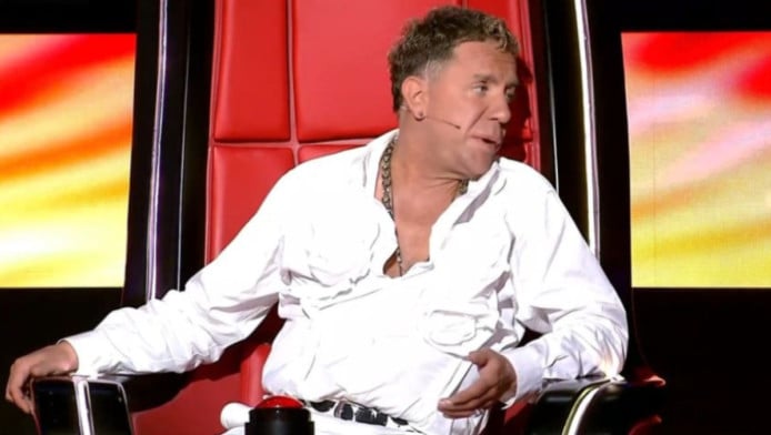 Χαμός στο πλατό του The Voice με την αναφορά του Μαζωνάκη στο ψυχιατρείο!