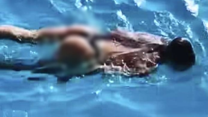 Πλάνο που ξεπερνάει κάθε φαντασία έδωσε η Οικονομάκου - Γυμνά οπίσθια! 