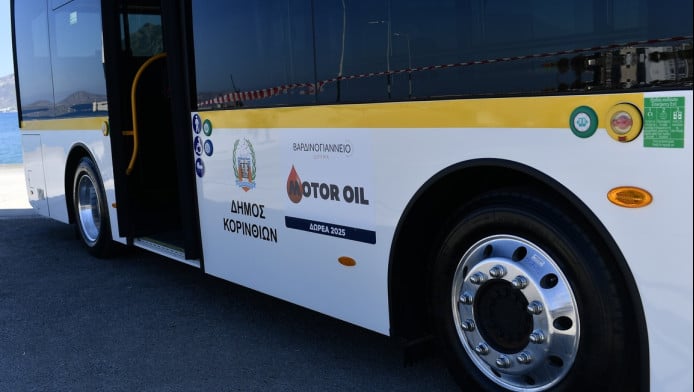 Motor Oil: Δωρεά 2 ηλεκτρικών λεωφορείων και 3 ηλεκτρικών οχημάτων