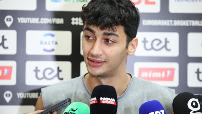 Σαμοντούροφ: "Δεν μου έχει στείλει κάποιο μήνυμα ο Αταμάν" (ΒΙΝΤΕΟ)