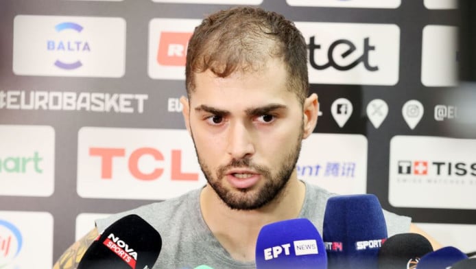 Τολιόπουλος: “Προσοχή στην άμυνα - Χαμηλά το σκορ του Ισραήλ”