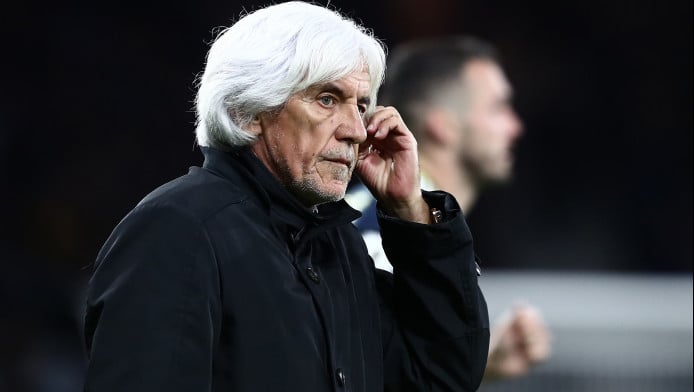 Γιοβάνοβιτς: «Πονάει που χάσαμε ενώ ήμασταν καλύτεροι»