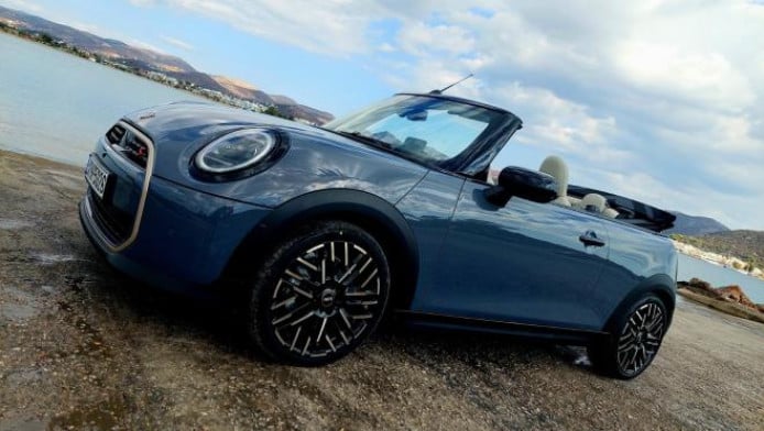Test drive: Στο τιμόνι του νέου MINI Cooper Cabrio S