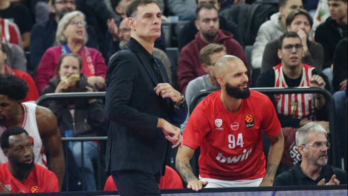 Τρομερή ατάκα Μπαρτζώκα για τον κόσμο του Ολυμπιακού