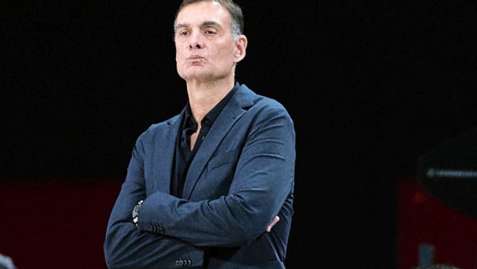 Τα έριξε στους παίκτες ο Μπαρτζώκας - “Κάτω από το επίπεδό τους”
