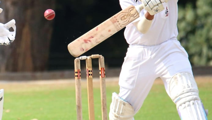 Τραγωδία με 17χρονο: Χτυπήθηκε από μπάλα κρίκετ στο λαιμό και πέθανε