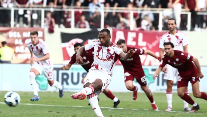 Με VARίσιο πέναλτι ο Ελ Κααμπί το 0-2 (ΒΙΝΤΕΟ)