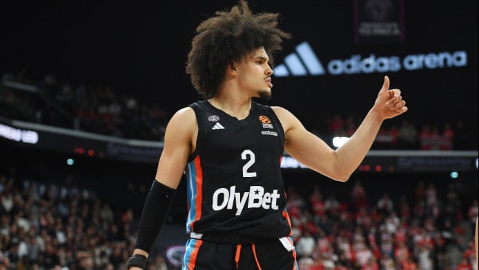 Πήγαν... στράφι οι 24 πόντοι του Ιφί - Άνετη νίκη για Αρμάνι με Παρί (Hls)