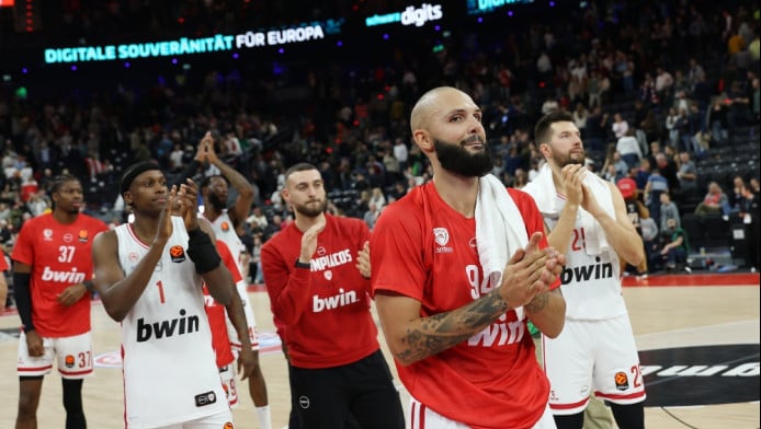 Χελάκης: "Ο Ολυμπιακός αρχίζει ξανά να φοβίζει κάθε αντίπαλο Ευρωλίγκας"