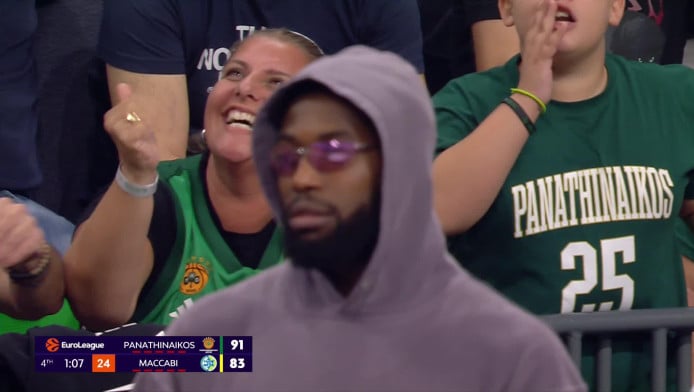 "Τρέλα" Λεσόρ στο ΟΑΚΑ - Δείτε τον να τραγουδάει συνθήματα! (ΒΙΝΤΕΟ)