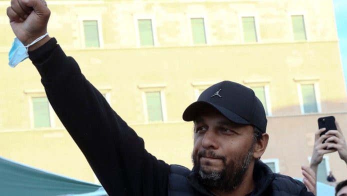 21 μέρες απεργία πείνας: "Ο οργανισμός του Ρούτσι αρχίζει να καταρρέει"