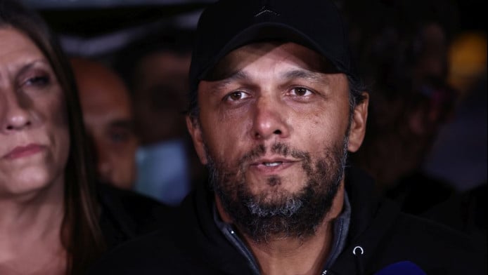 Σταμάτησε την απεργία πείνας ο Ρούτσι - Δεκτά όλα τα αιτήματά του