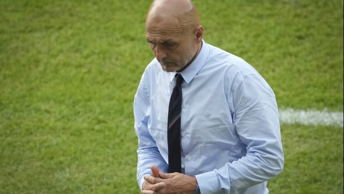 Χαμός με Σπαλέτι! Έξαλλοι οι οπαδοί της Νάπολι μετά τη συμφωνία με Γιούβε