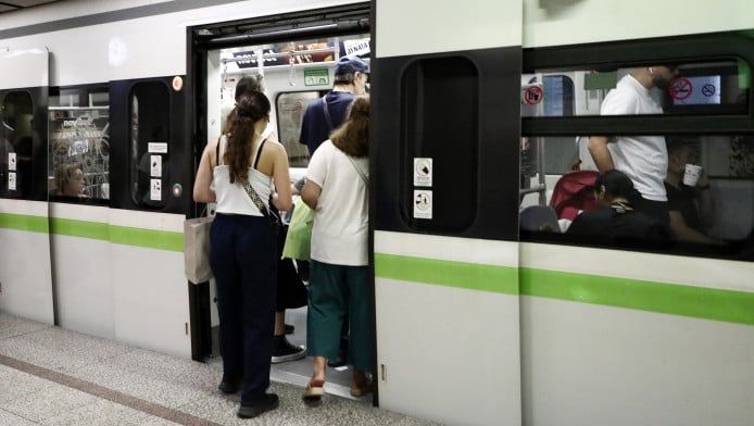Πώς θα κινηθούν τα μέσα μεταφοράς λόγω της απεργίας;