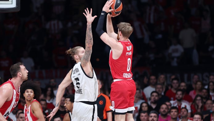 Ουόκαπ: «Όταν έπρεπε, βελτιωθήκαμε – Ο Μιλουτίνοφ κάνει απίστευτη σεζόν»