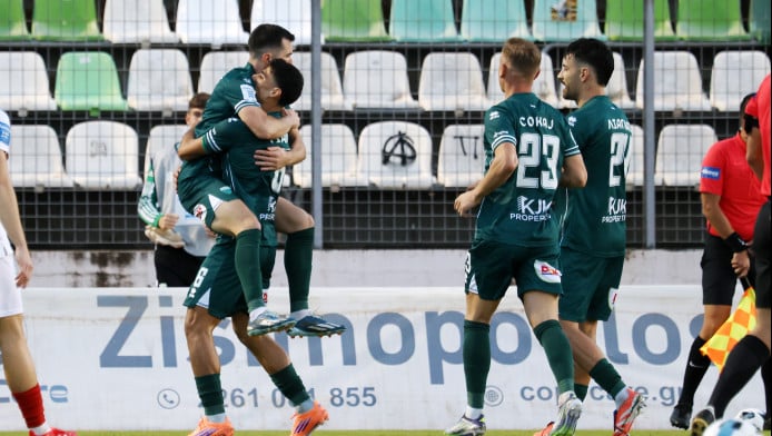 Ο Λεβαδειακός φαινόμενο: Σαρώνει τα ρεκόρ και σοκάρει τους μεγάλους!