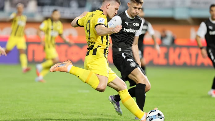 Ακυρώθηκε γκολ του Ζοάο Μάριο για φάουλ! Live: ΟΦΗ-ΑΕΚ 0-0