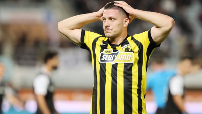 Για γέλια οι διαιτησίες της ΑΕΚ! "Μαέστρος" Ζοάο Μάριο, πολύ πίσω ο Γιόβιτς