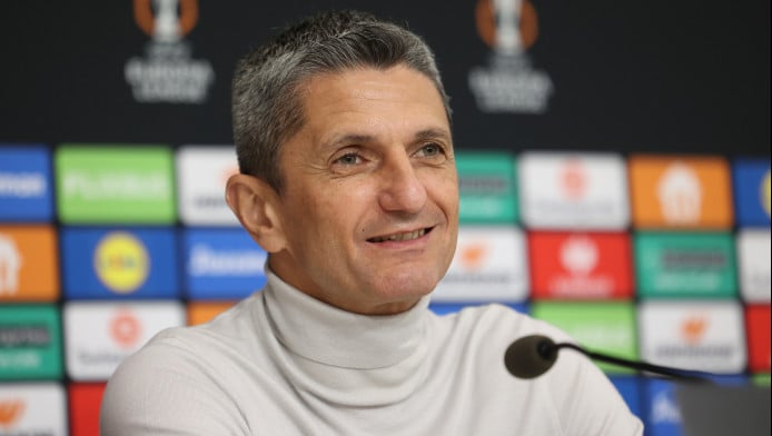 Ατάκα-έπος από Λουτσέσκου: "Αν πουν κάτι κακό θα έχουν… πρόβλημα μαζί μου!"