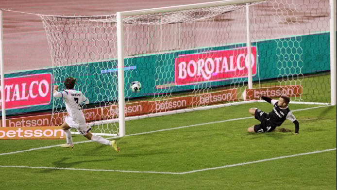 «Άλωσε» το Ηράκλειο ο Βόλος με διπλό πεντάδας!