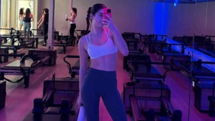 Περνάει καλά και φαίνεται: Νέες φωτό της Μελίνας Νικολαΐδη από το Λονδίνο