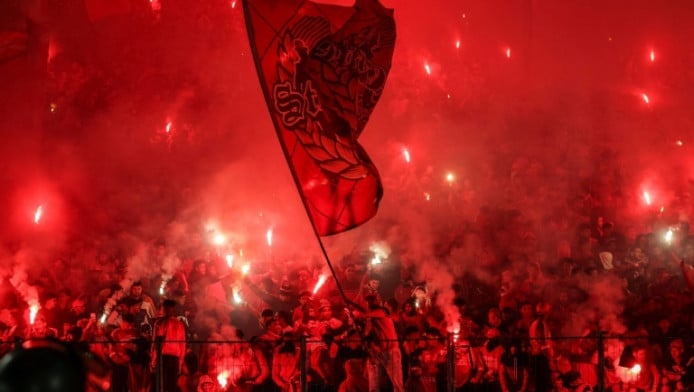 Απίστευτο pyroshow των οπαδών της Wydad Casablanca! (vids)