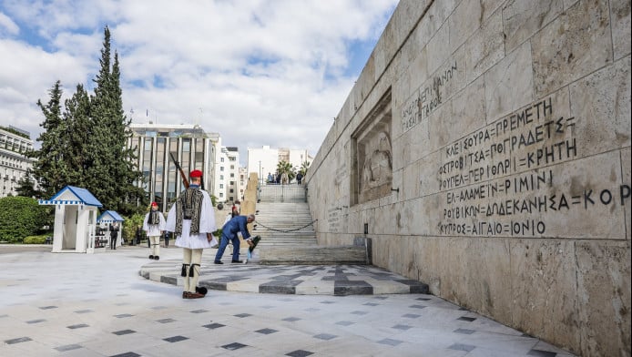 Μνημείο Αγνώστου Στρατιώτη: Πρώτη καταδίκη με βάση τον νέο νόμο!