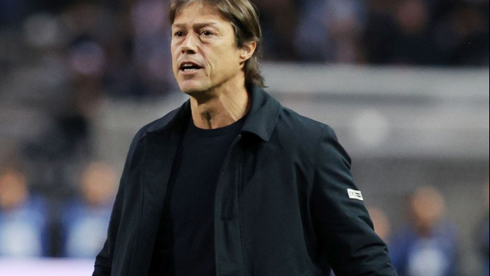 Άρχισαν τα... όργανα για Αλμέιδα - "Τρίζει" η καρέκλα του στη Σεβίλλη