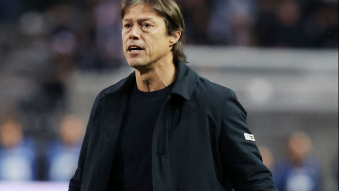 Έπος Αλμέιδα με δημοσιογράφους: "Από αύριο κανείς εδώ" (vid)