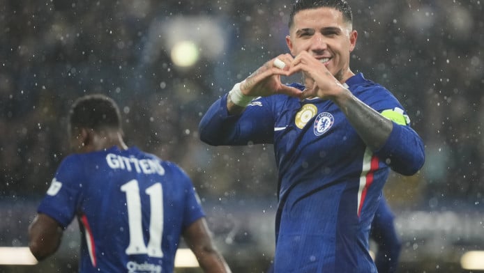 Με Νέτο και Φερνάντες, η Τσέλσι κοιτάζει ψηλότερα