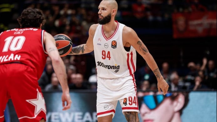 Θέλει μεγάλη ανατροπή στο φινάλε - Live: Αρμάνι - Ολυμπιακός (vid)