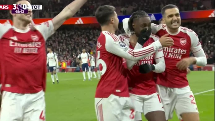 Σούπερ Έζε - Σκόνη και θρύψαλα την Τότεναμ η Άρσεναλ (Vid)