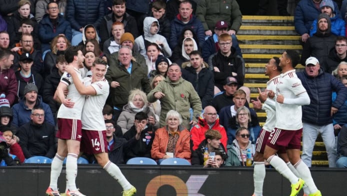 Άπιαστη η Άρσεναλ - Στοπ στη Γιουνάιτεντ με Χ η Νότιγχαμ Φόρεστ (Vid)