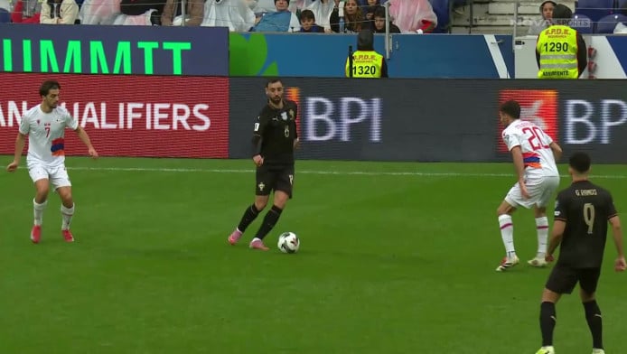 Χορεύοντας στη βροχή: Το υπέροχο σουτ του Φερνάντες στην κίνηση (ΒΙΝΤΕΟ)