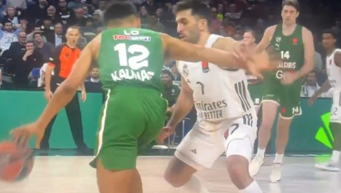 Το επιθετικό φάουλ-ανακάλυψη που έδωσε τη νίκη στη Ρεάλ (ΒΙΝΤΕΟ)