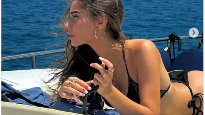 Κοπέλα ποδοσφαιριστή απάντησε για την πρώην του (ΦΩΤΟ)