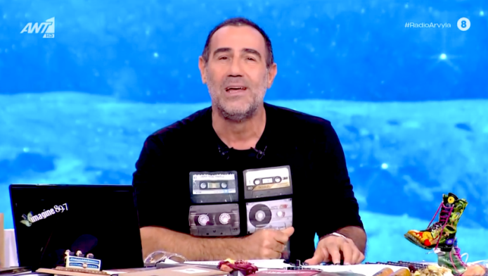 "Έλιωσε" στον αέρα του ΑΝΤ1 ο Αντώνης Κανάκης