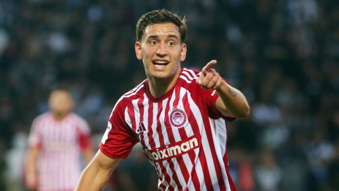 Όμορφη κίνηση από Έσε! Μήνυμα στις ακαδημίες του Ολυμπιακού στο Ροσάριο