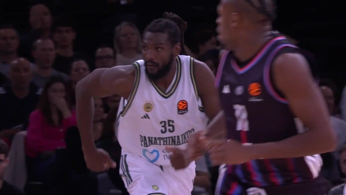 Ο Φαρίντ... θυμήθηκε τα χρόνια του στο NBA με τρομακτικό κάρφωμα! (Vid)