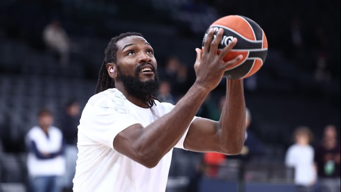 Εντυπωσιακός Φαρίντ με 7 πόντους και 2 τάπες στο 1ο δεκάλεπτο! (ΒΙΝΤΕΟ)