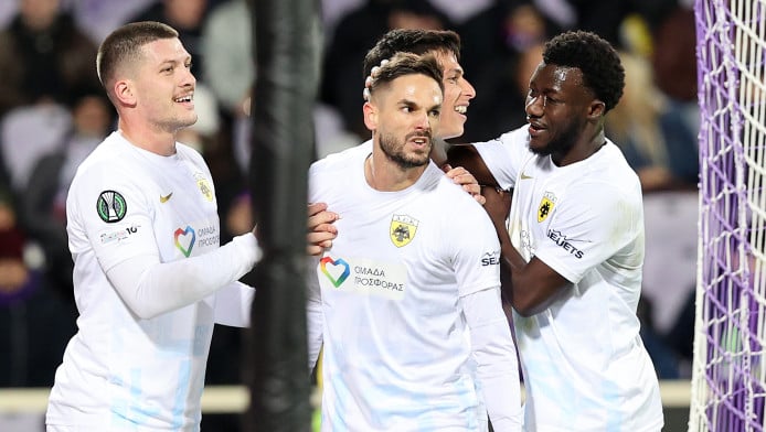 Ναι ρε ΑΕΚ! Μεγάλο ιστορικό διπλό στη Φλωρεντία - Καθάρισε ο Γκατσίνοβιτς 