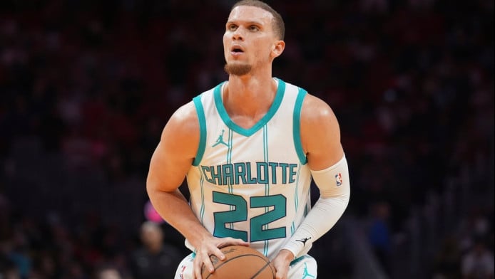 Ανατροπή σε Ολυμπιακό με τον γκαρντ - Εντολή Μπαρτζώκα - Κοντός από EuroCup