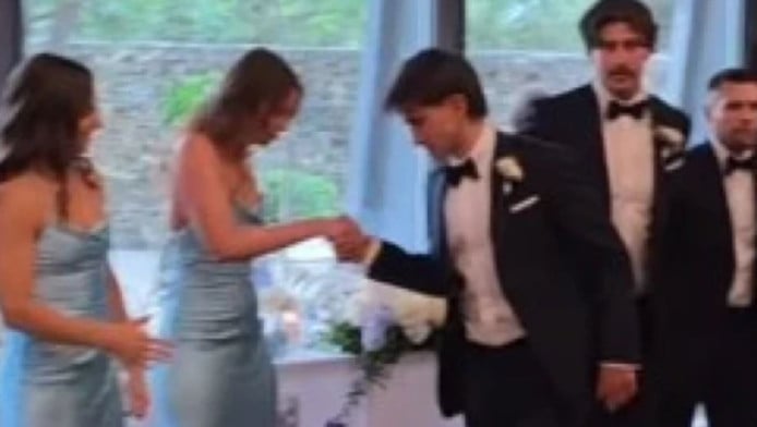 Ο γαμπρός και οι φίλοι του έστησαν τη δεξίωση αλά... Champions League!