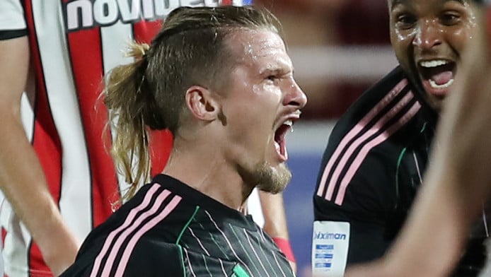 Το ΓΚΟΛ ΤΗΣ ΧΡΟΝΙΑΣ ο Γεντβάι: ΑΠΙΘΑΝΟ ανάποδο ψαλίδι! (ΒΙΝΤΕΟ)