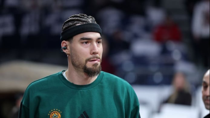 Τρομερή στιγμή στο Βελιγράδι - Υπέγραφε φανέλες ο Χουάντσο (vid)