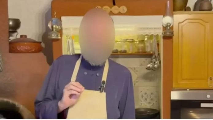 Οι διάλογοι των ιερέων με την αρχηγό του κυκλώματος ναρκωτικών, οι τιμές