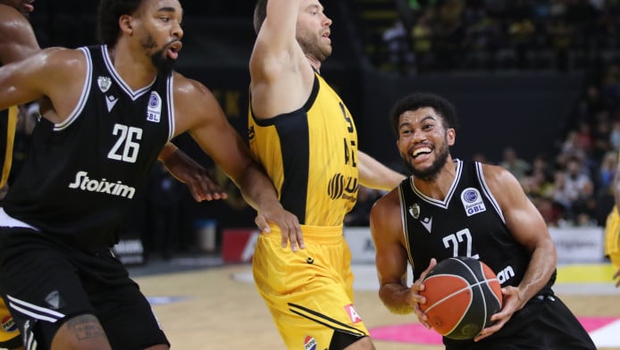 Νίκη στο ντέρμπι-θρίλερ για ΠΑΟΚ - 76-78 την ΑΕΚ στη SUNEL Arena (Vid)