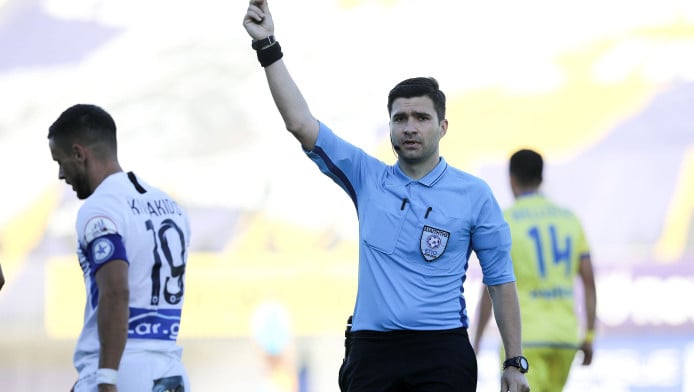 Φρίκη! Μηνύματα-σοκ στον διαιτητή Τσαμούρη: "Δεν θα ξαναγυρίσεις σπίτι"!