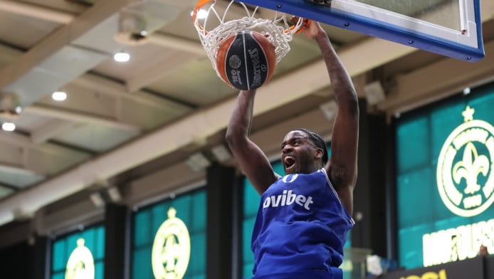 Τεράστιο "διπλό" του Ηρακλή μέσα στο Μαρούσι! (ΒΙΝΤΕΟ)