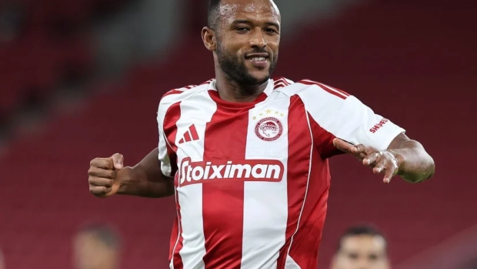 Μαγικά πράγματα από Ελ Κααμπί - Στην κορυφή της Ευρώπης